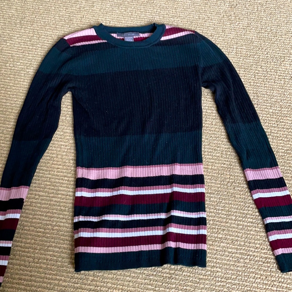 Suzy Shier tight knit top